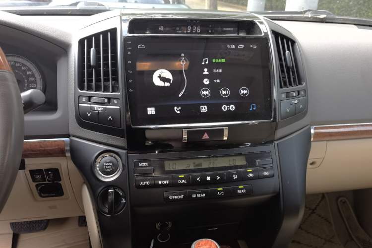 Used Toyota Land Cruiser  Audio And AC Panel