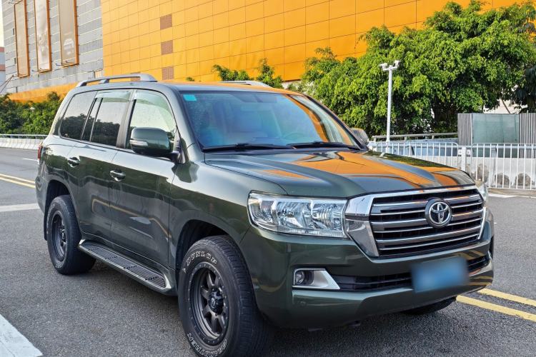 Used Toyota Land Cruiser 2016 4.0L GX 5-Seater U.S. Specification Exterior 2