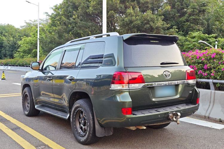 Used Toyota Land Cruiser 2016 4.0L GX 5-Seater U.S. Specification Exterior 3