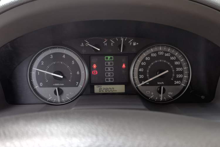 Used Toyota Land Cruiser  Instrument Cluster