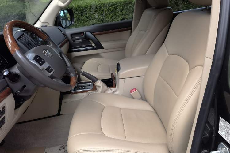 Used Toyota Land Cruiser  Left Front Seat