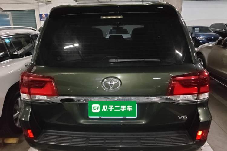 Used Toyota Land Cruiser 2016 4.0L GX 5-Seater U.S. Specification Rear