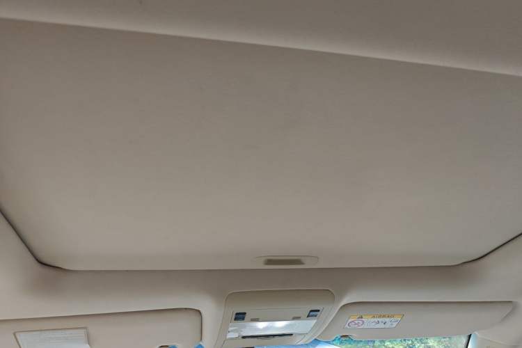 Used Toyota Land Cruiser 2016 4.0L Gasoline 8-Seater U.S. Specification Headliner