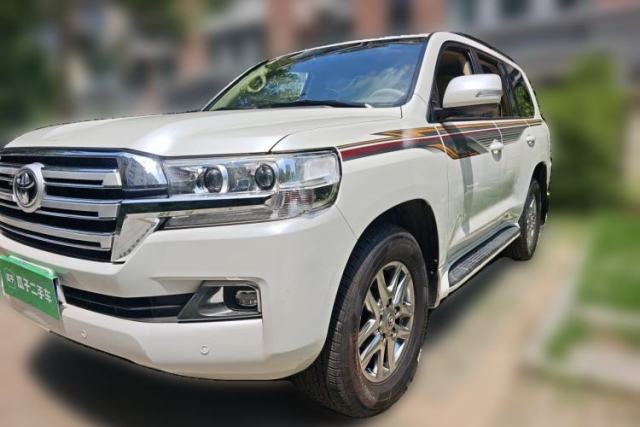 Used Toyota Land Cruiser 2016 Land Cruiser, Middle East parallel import, 4.0-liter engine, dual airbags, 5 seats, no sunroof.