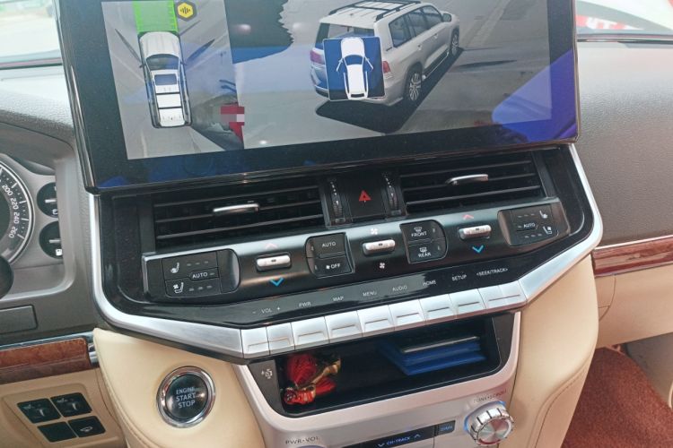 Used Toyota Land Cruiser 2016 4.0 GX-R Dual Fuel Dual Differential – Middle East Audio And AC Panel
