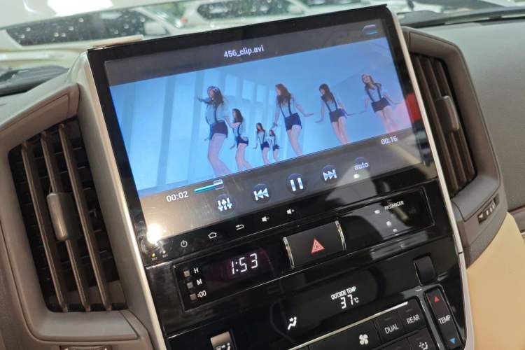 Used Toyota Land Cruiser  Audio And AC Panel