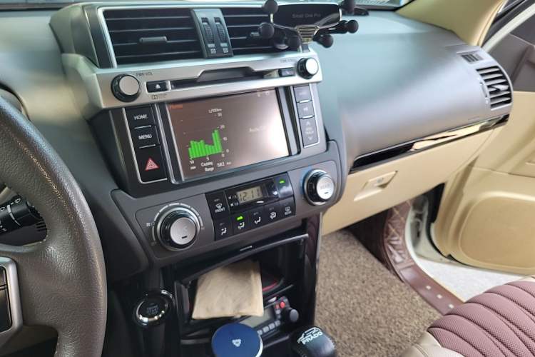 Used Toyota Land Cruiser  Audio And AC Panel