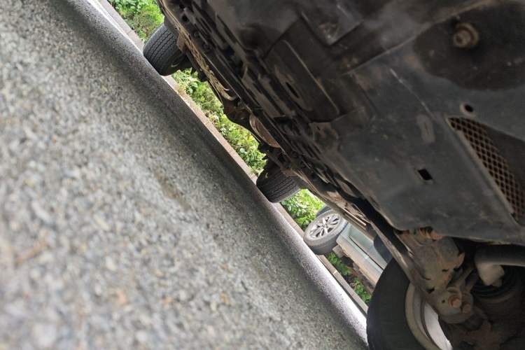 Used Toyota Land Cruiser  Chassis Front