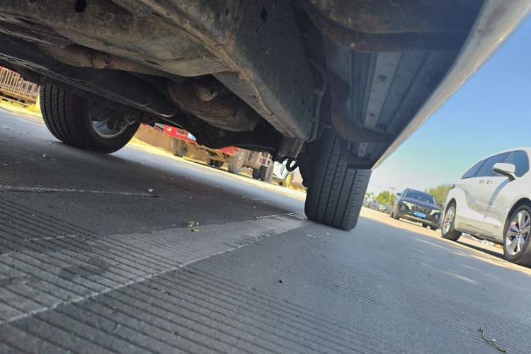 Used Toyota Land Cruiser  Chassis Front Left