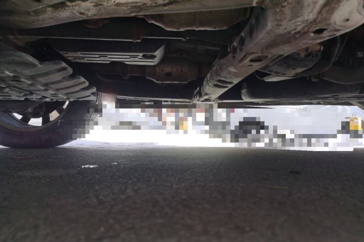 Used Toyota Land Cruiser 2016 4.0L Gasoline 8-Seater Middle East Version Chassis Front Left
