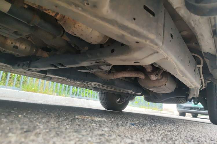 Used Toyota Land Cruiser 2016 4.0L Gasoline 8-Seater Middle East Version Chassis Front Left