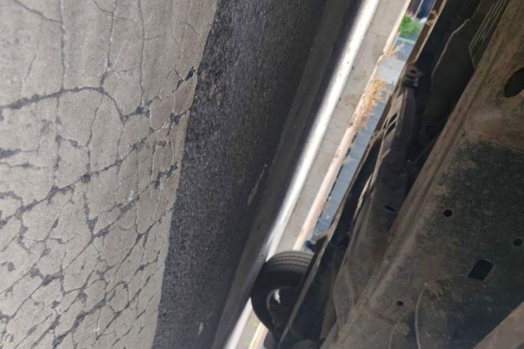Used Toyota Land Cruiser  Chassis Front Left