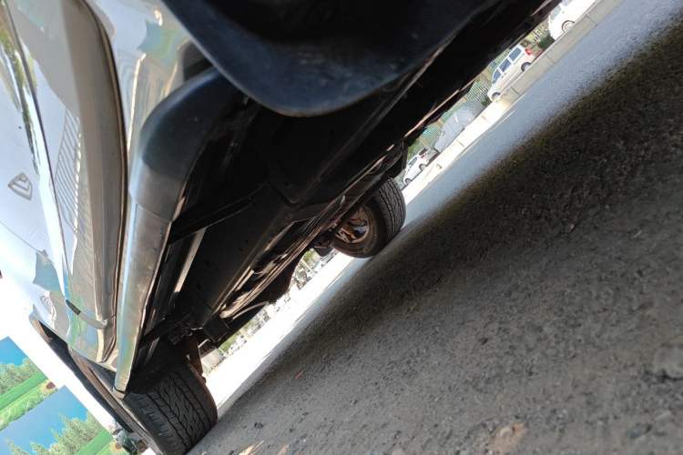 Used Toyota Land Cruiser  Chassis Front Right