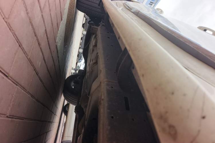 Used Toyota Land Cruiser  Chassis Front Right