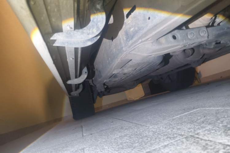 Used Toyota Land Cruiser 2016 5.7L Automatic/Manual Transmission EX-R Middle East Chassis Front Right