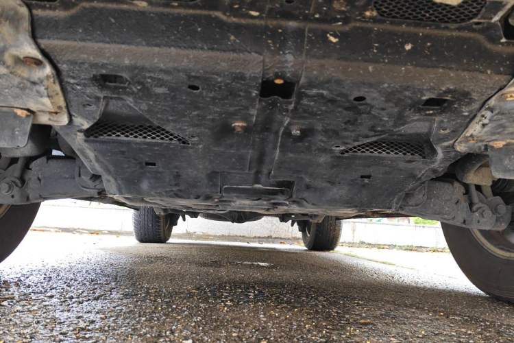 Used Toyota Land Cruiser 2016 4.0L Gasoline 8-Seater Middle East Version Chassis Front