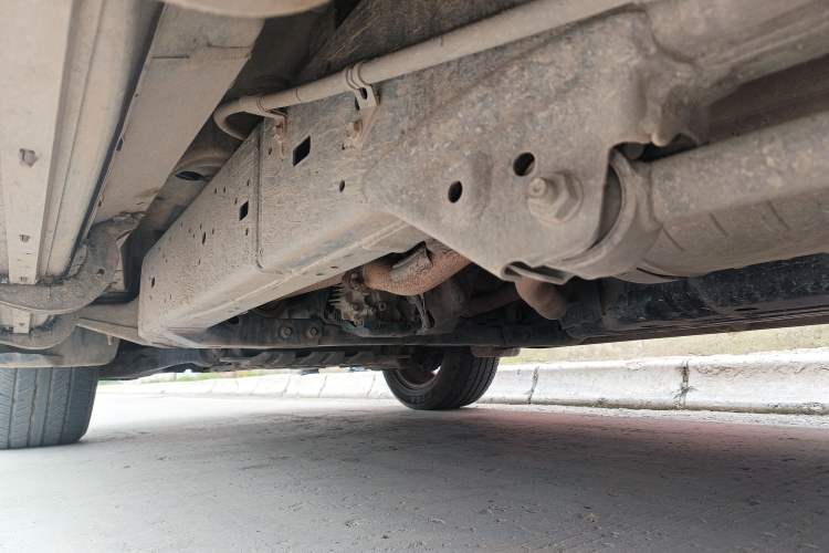Used Toyota Land Cruiser 2016 4.0 GX-R Dual Fuel Dual Differential – Middle East Chassis Rear Left