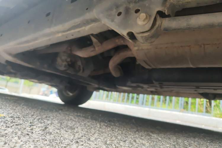 Used Toyota Land Cruiser 2016 4.0L Gasoline 8-Seater Middle East Version Chassis Rear Left