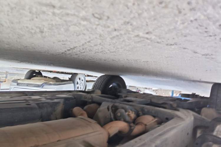 Used Toyota Land Cruiser 2016 4.6L GX-R Middle East Chassis Rear Left