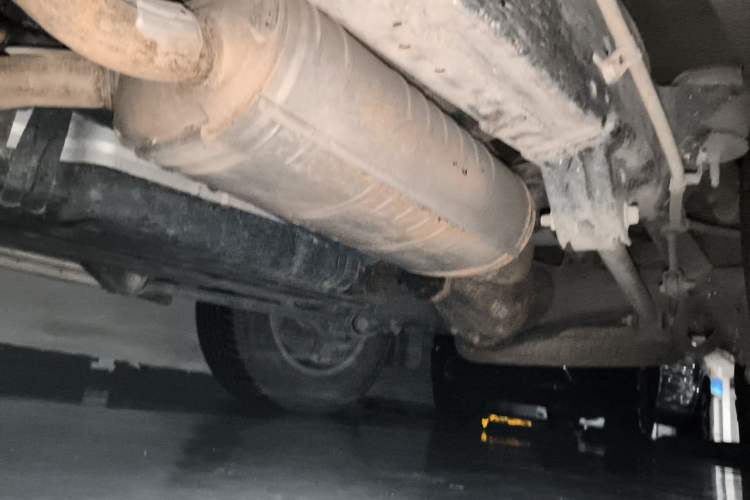 Used Toyota Land Cruiser 2016 4.6L GX-R Middle East Chassis Rear Left