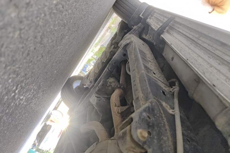 Used Toyota Land Cruiser 2016 4.0L GX-R Dual Differential – Middle East Chassis Rear Left