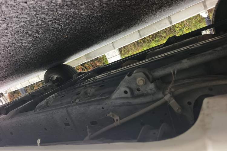 Used Toyota Land Cruiser 2016 4.0L GX 8-Seater U.S. Specification Chassis Rear Right