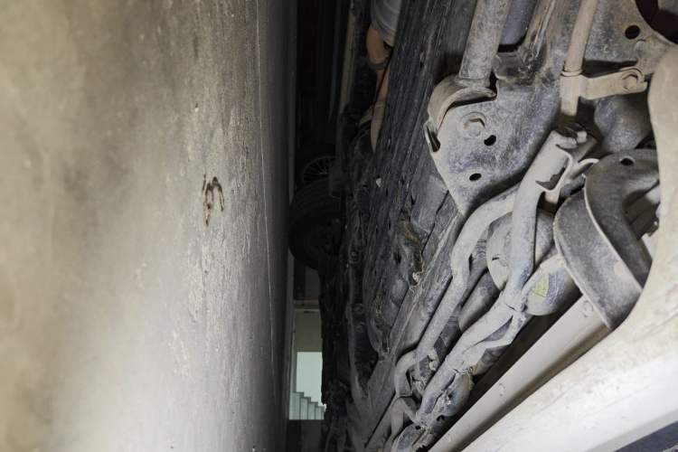 Used Toyota Land Cruiser  Chassis Rear Right