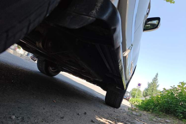 Used Toyota Land Cruiser  Chassis Rear Right