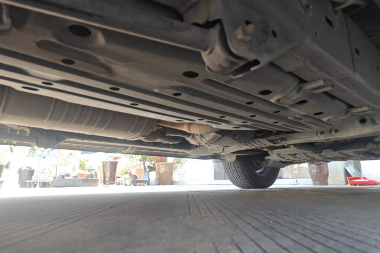 Used Toyota Land Cruiser 2016 4.6L Automatic VX-R Chassis Rear Right