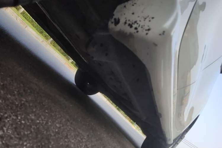 Used Toyota Land Cruiser 2016 4.0 GX-R Dual Fuel Dual Differential – Middle East Chassis Rear Right