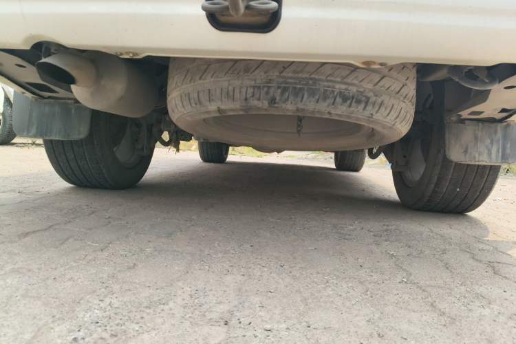 Used Toyota Land Cruiser 2016 4.0 GX-R Dual Fuel Dual Differential – Middle East Chassis Rear