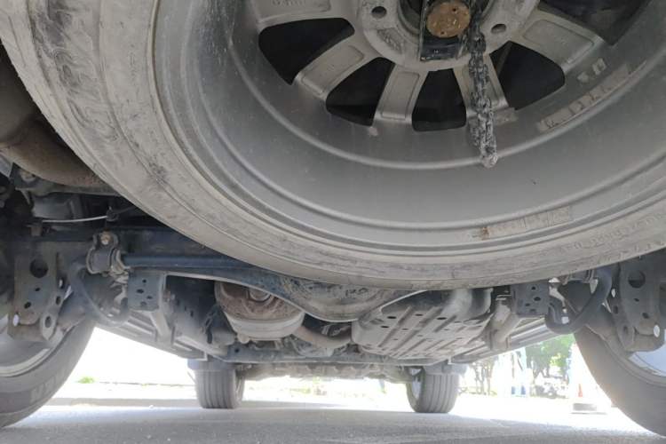 Used Toyota Land Cruiser 2016 4.0L GX-R Dual Differential – Middle East Chassis Rear