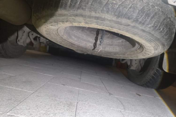 Used Toyota Land Cruiser 2016 5.7L Automatic/Manual Transmission EX-R Middle East Chassis Rear