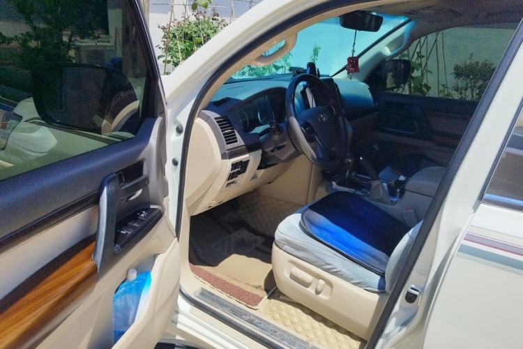 Used Toyota Land Cruiser  Driver Seat