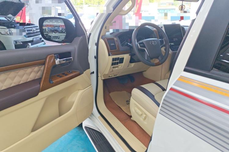 Used Toyota Land Cruiser  Driver Seat