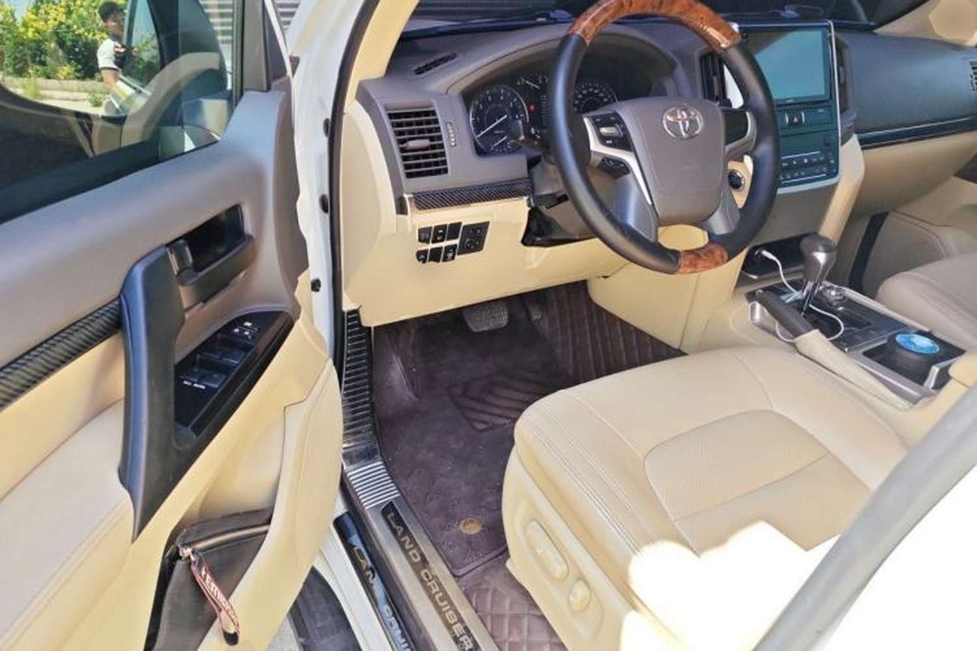 Used Toyota Land Cruiser 2016 4.0L Gasoline 8-Seater Middle East Version Driver Seat
