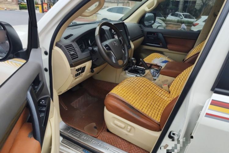 Used Toyota Land Cruiser  Driver Seat