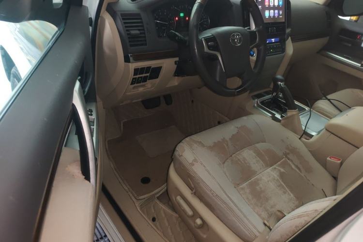 Used Toyota Land Cruiser 2016 4.0L Gasoline 8-Seater U.S. Specification Driver Seat