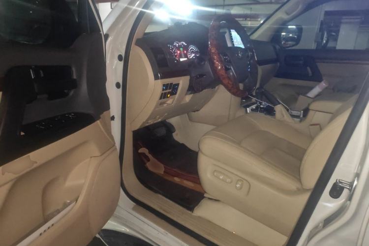 Used Toyota Land Cruiser  Driver Seat