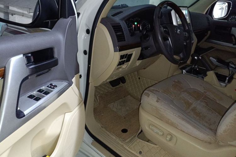 Used Toyota Land Cruiser 2016 4.0L Gasoline 8-Seater U.S. Specification Driver Seat