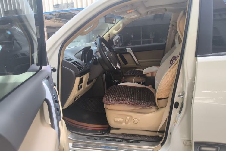 Used Toyota Land Cruiser  Driver Seat