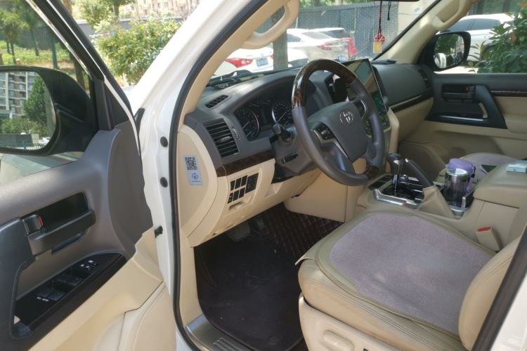 Used Toyota Land Cruiser 2016 4.0L Automatic Parallel Import Version 5 Seats Driver Seat