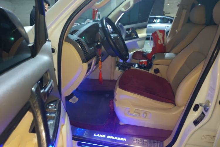 Used Toyota Land Cruiser  Driver Seat