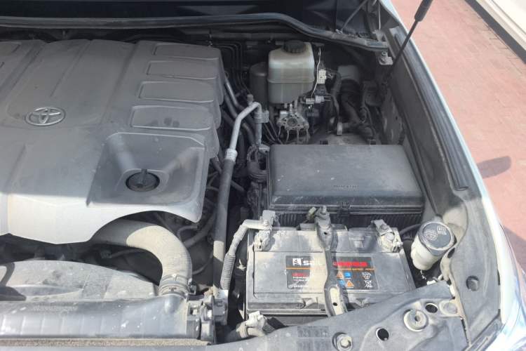 Used Toyota Land Cruiser  Engine Bay Left