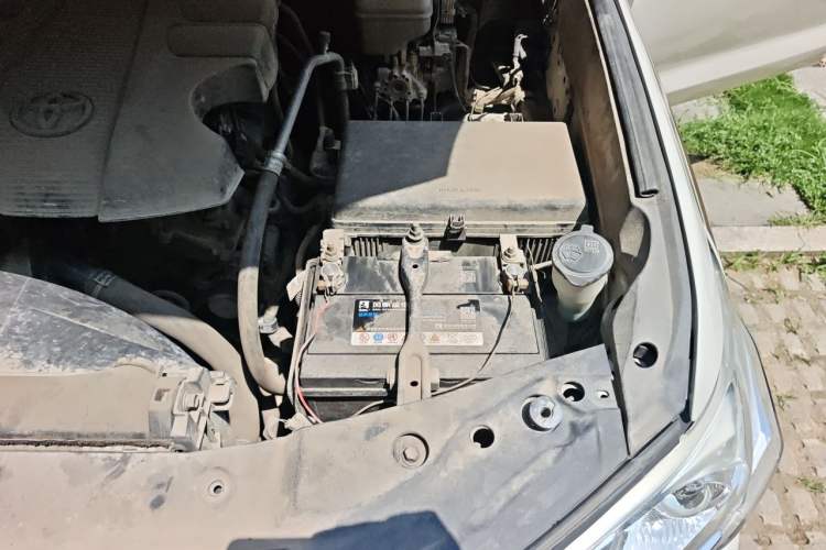 Used Toyota Land Cruiser  Engine Bay Left