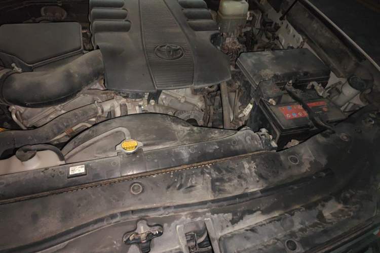 Used Toyota Land Cruiser  Engine Bay Left
