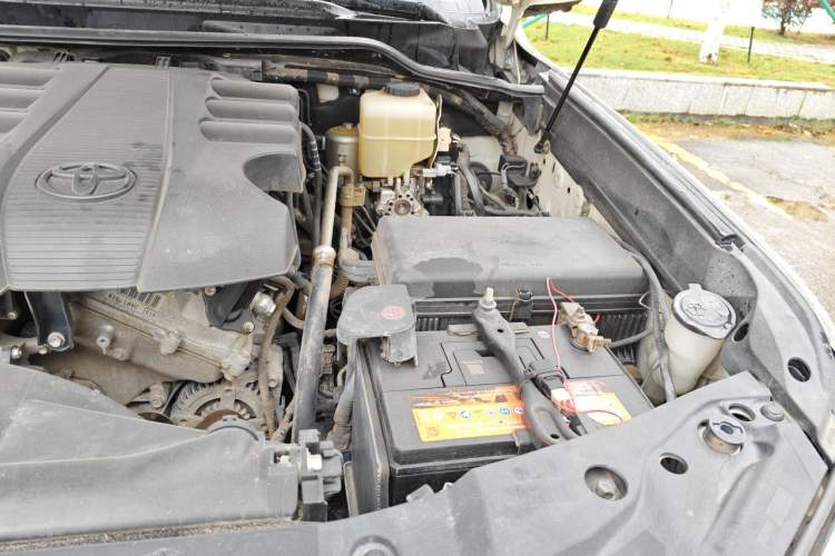 Used Toyota Land Cruiser 2016 4.0L Gasoline 8-Seater Middle East Version Engine Bay Left