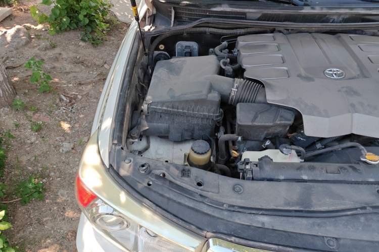 Used Toyota Land Cruiser  Engine Bay Right