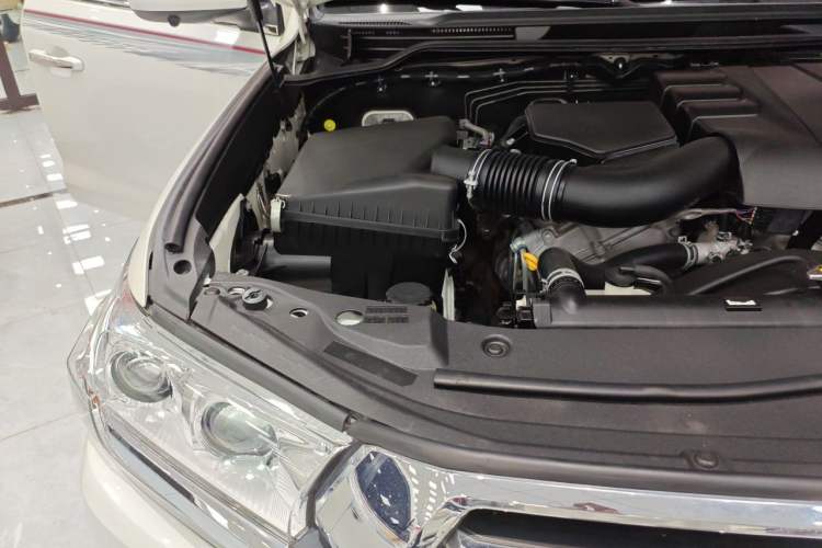 Used Toyota Land Cruiser  Engine Bay Right