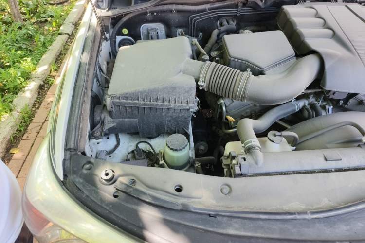 Used Toyota Land Cruiser  Engine Bay Right